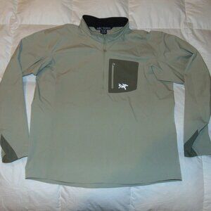 ARC'TERYX  1/4 ZIP PULLOVER  NYLON/SPANDEX